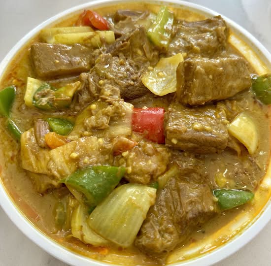 203. Curry Beef Brisket 咖哩牛腩